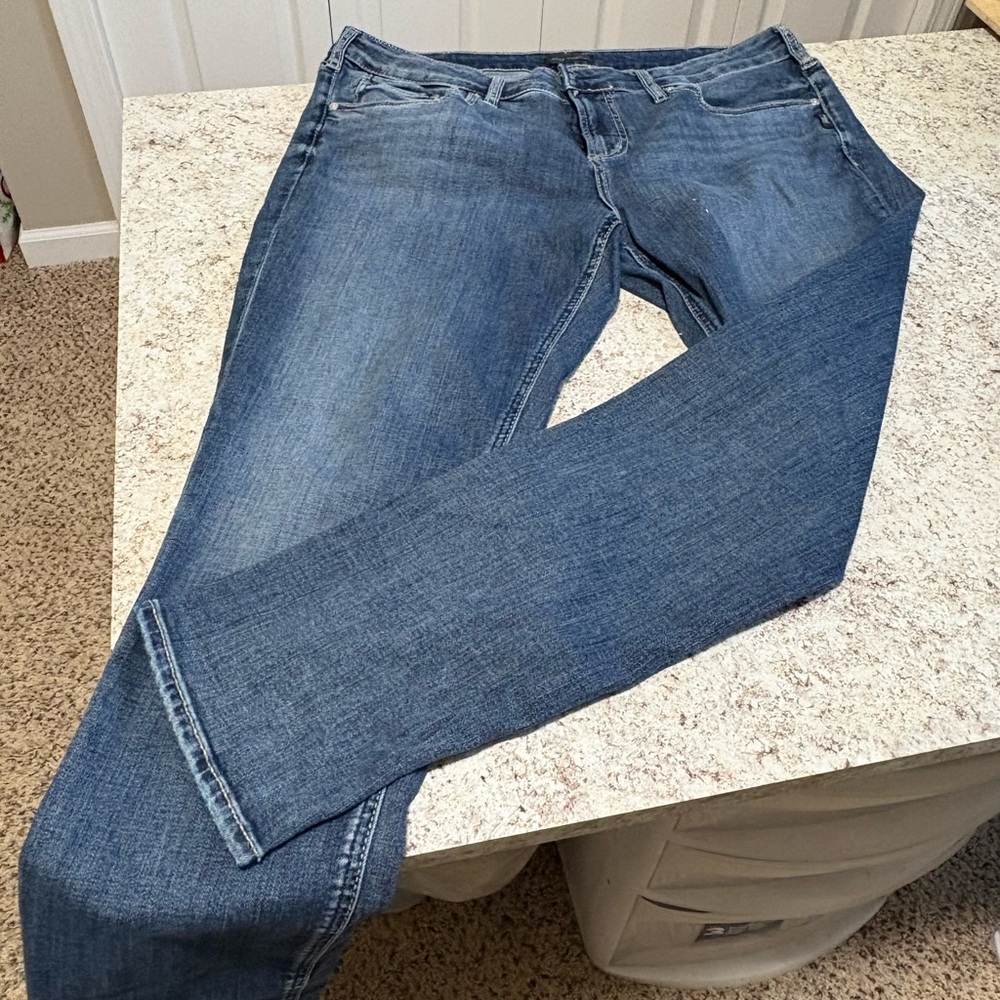 Silver Jeans Women's Blue Jeans-girlfriend